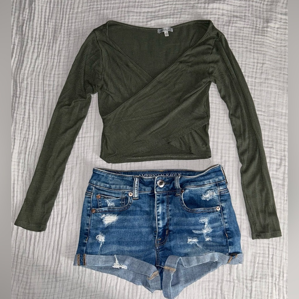 Charlotte Russe Long Sleeve Crop Top - Size Small